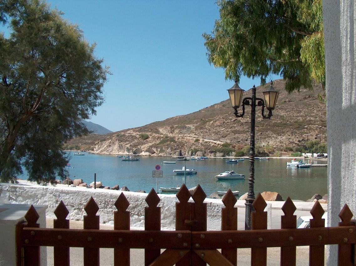 Villa Notos Adamantas  Exteriör bild